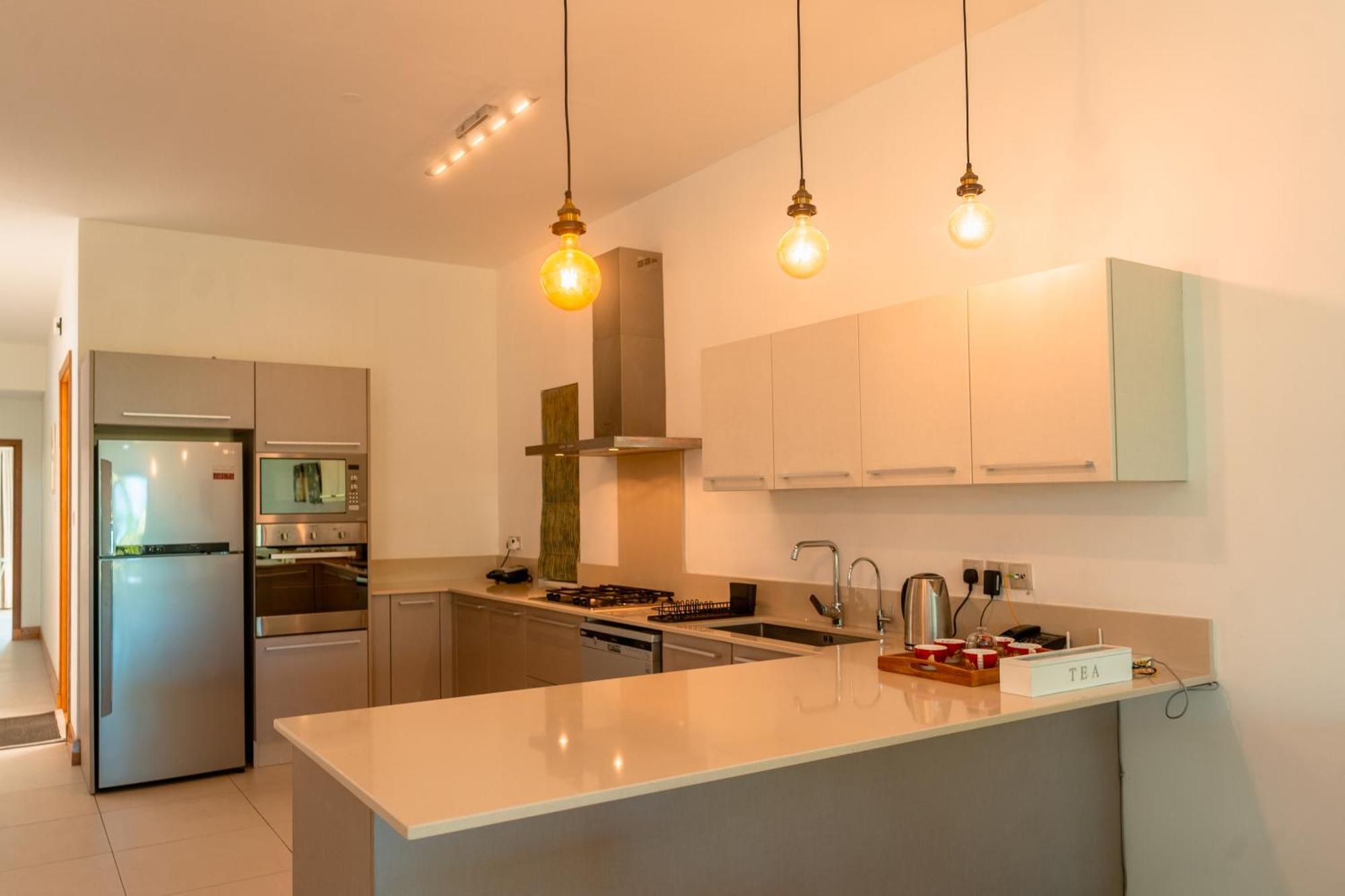 Stunning Luxury Beachfront Apartament *